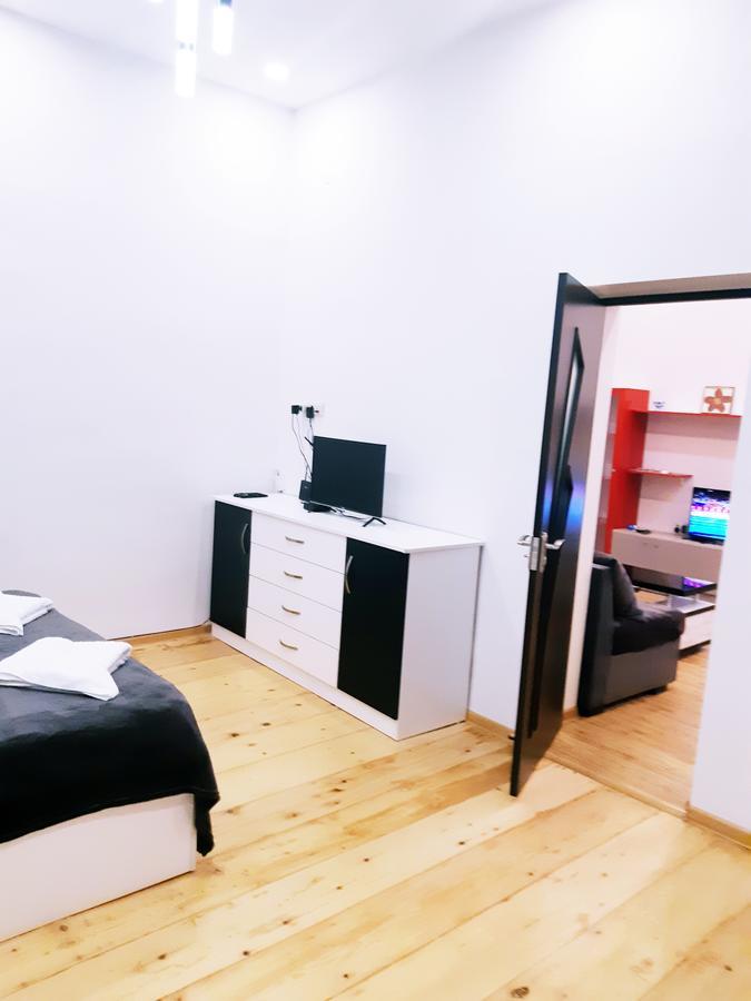Keti'S Apartament Centre Of Old Тбилиси Екстериор снимка