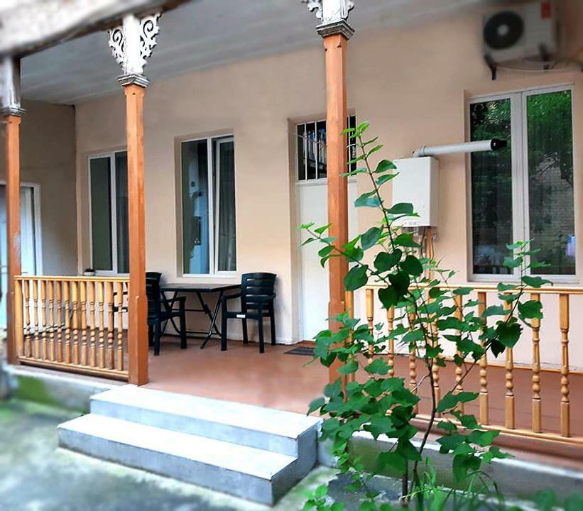 Keti'S Apartament Centre Of Old Тбилиси Екстериор снимка